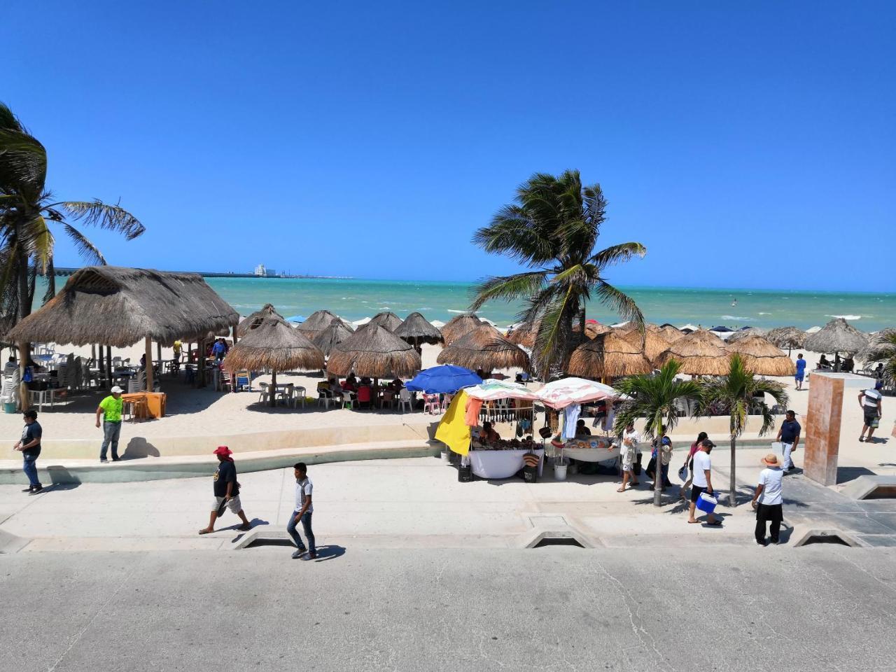 Playa Linda Hotel Progreso  Exterior photo