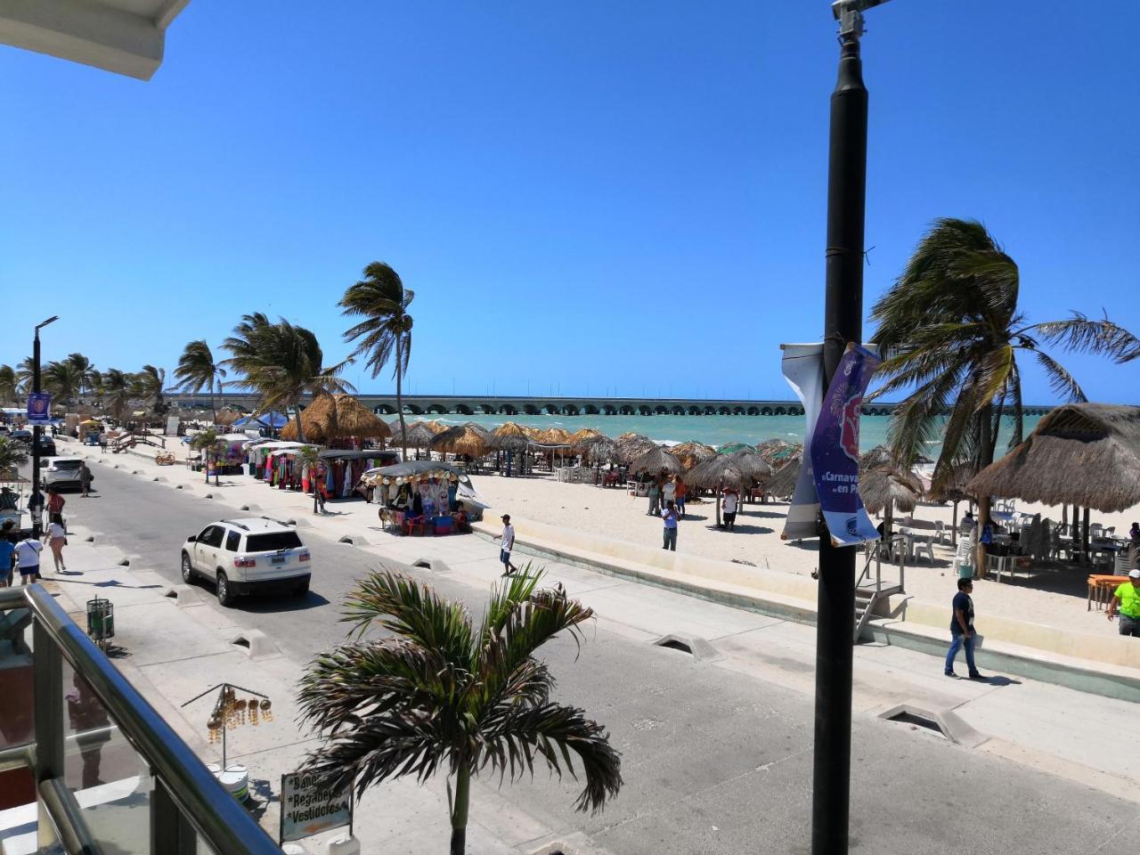 Playa Linda Hotel Progreso  Exterior photo